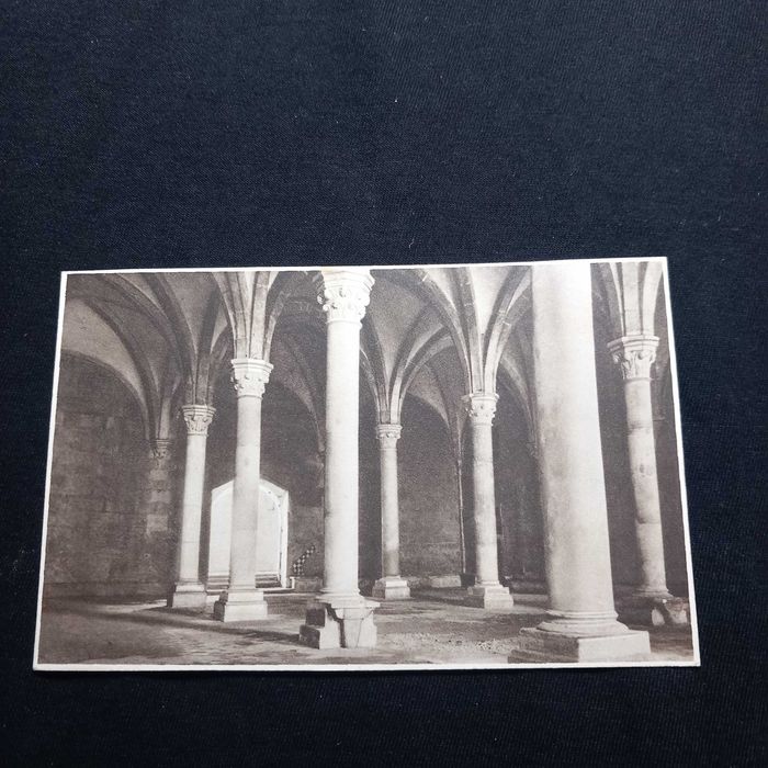 Postal ilustrado refeitório do Porto de Alcobaça