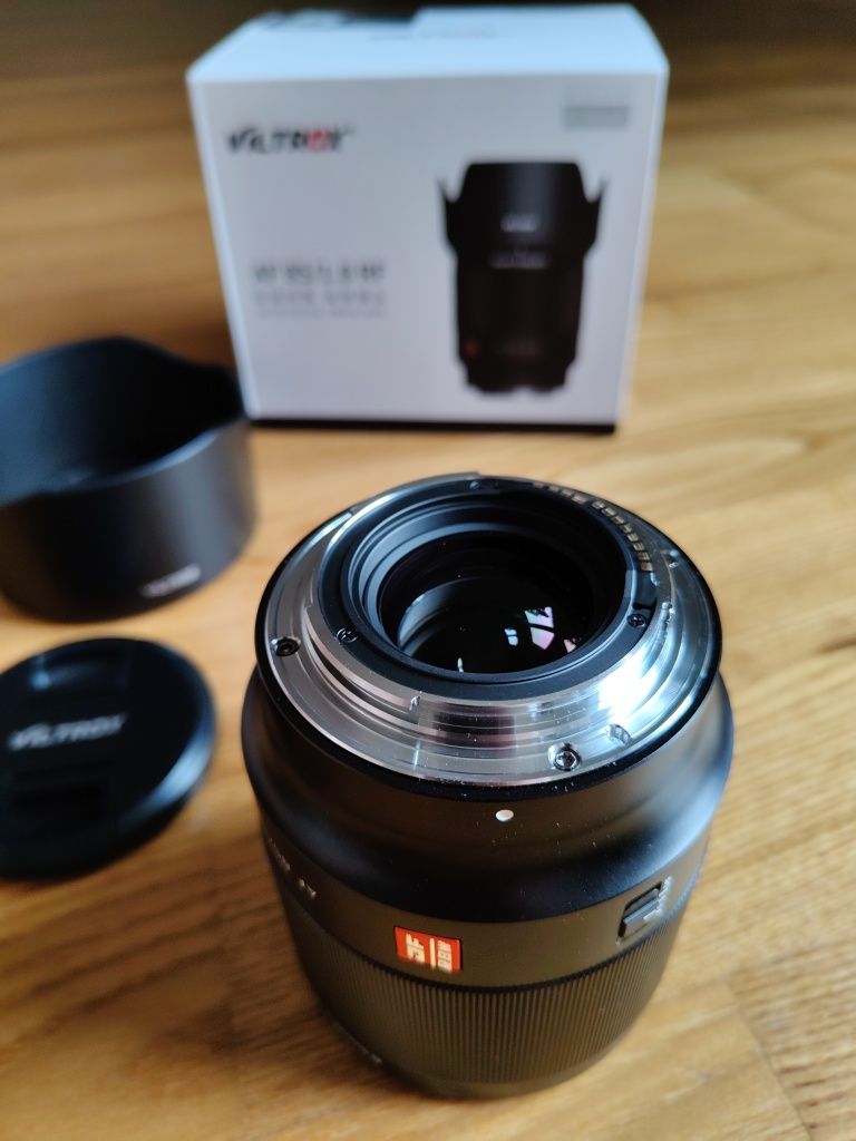 Viltrox AF 85/1.8 do Canon RF