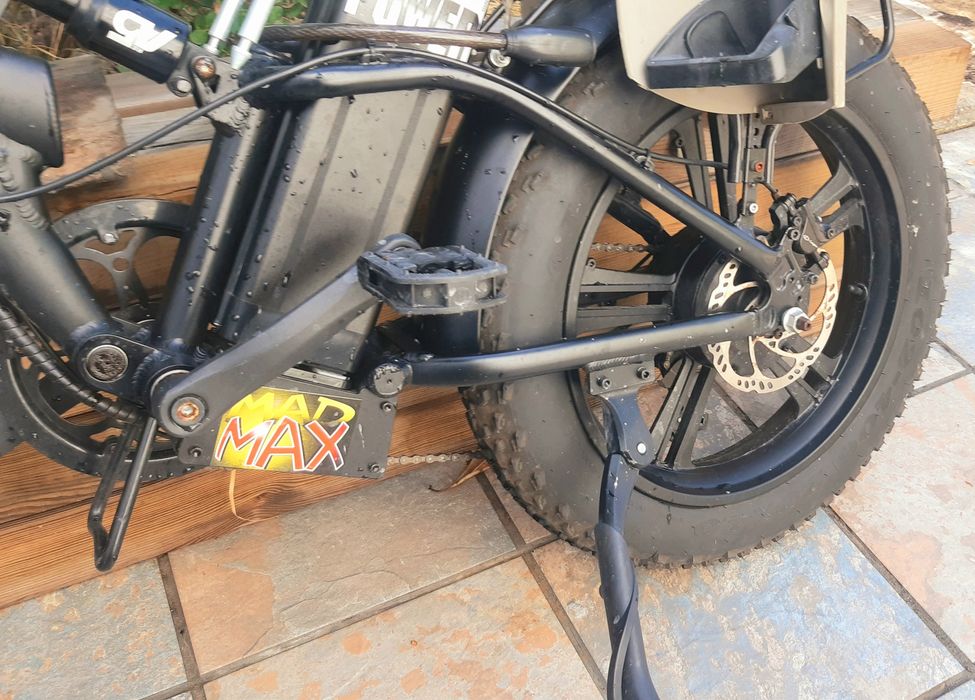 Bicicleta eletrica fat tyre suspenção total