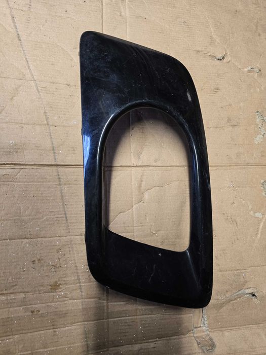 ramka halogenu Citroen C3 Picasso lift