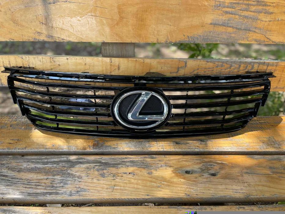 Решітка радіатора LEXUS GS 300 2007-2011 Рестайлінг