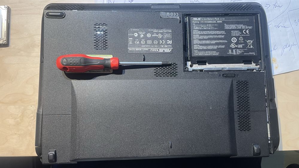 Laptop ASUS K50IJ – uszkodzony, nieuruchamiający się