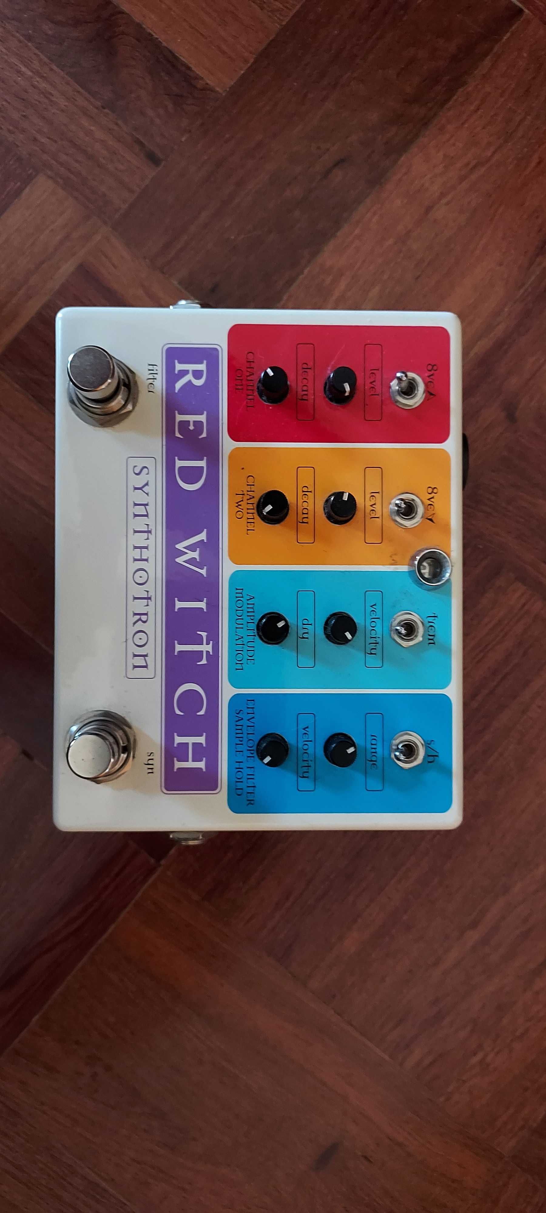 Red Witch Pedals - Synthotron