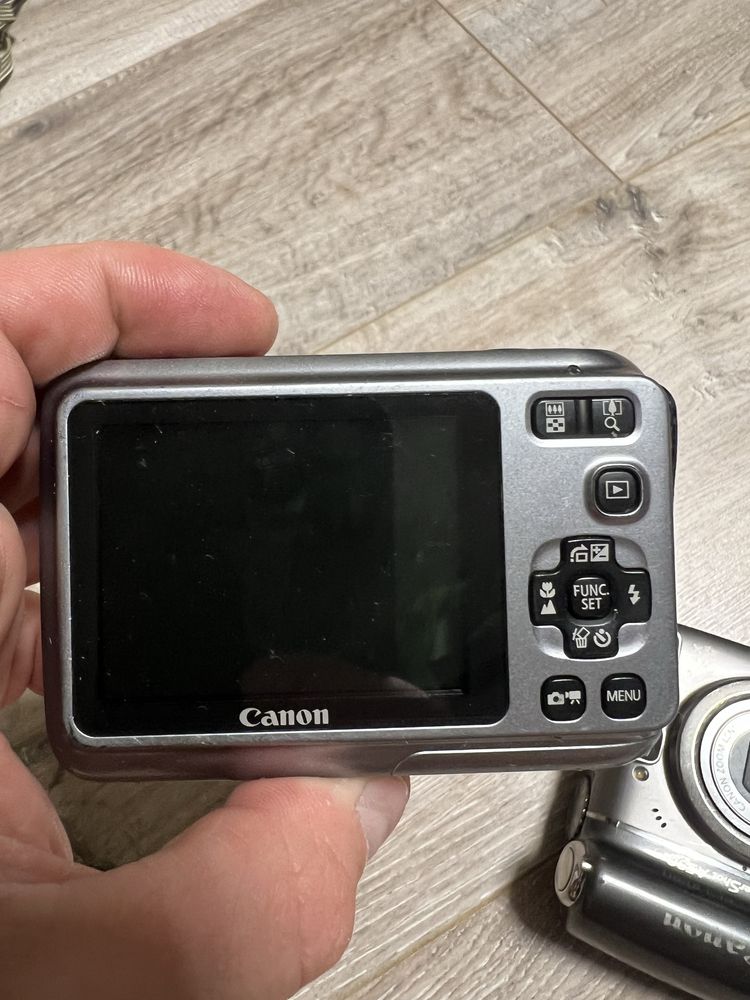 Цифровой фотоаппарат Canon PowerShot A490