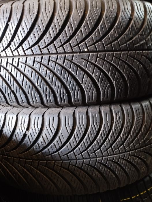 Sprzedam opony wielosezonowe