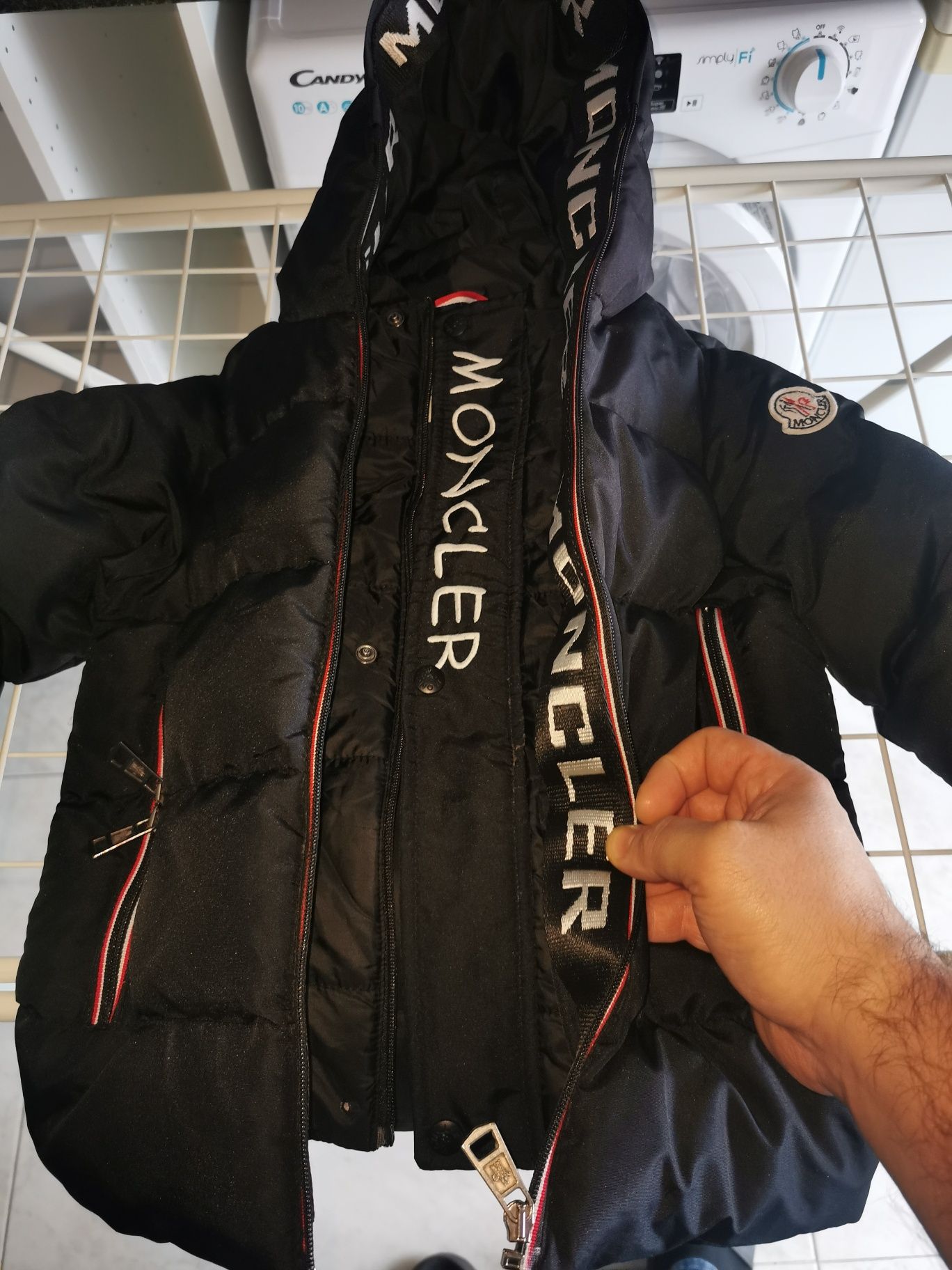 Moncler criança T6/7