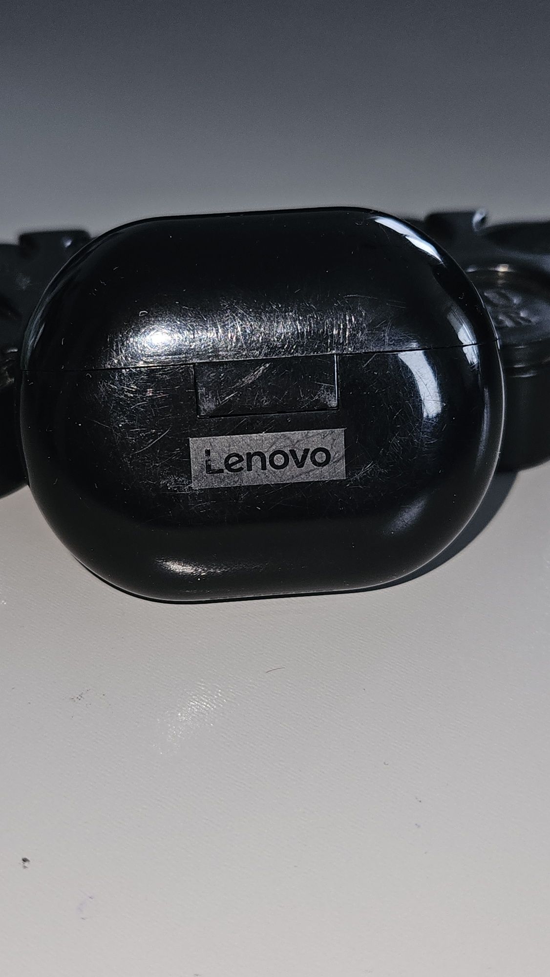 Słuchawki bezprzewodowe Lenovo