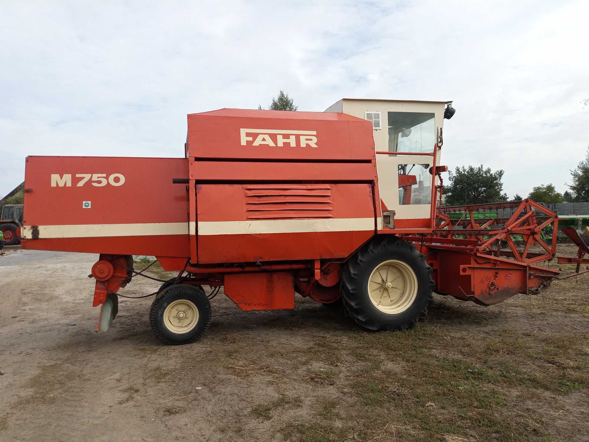 Kombajn Massey Ferguson 186 Fahr
