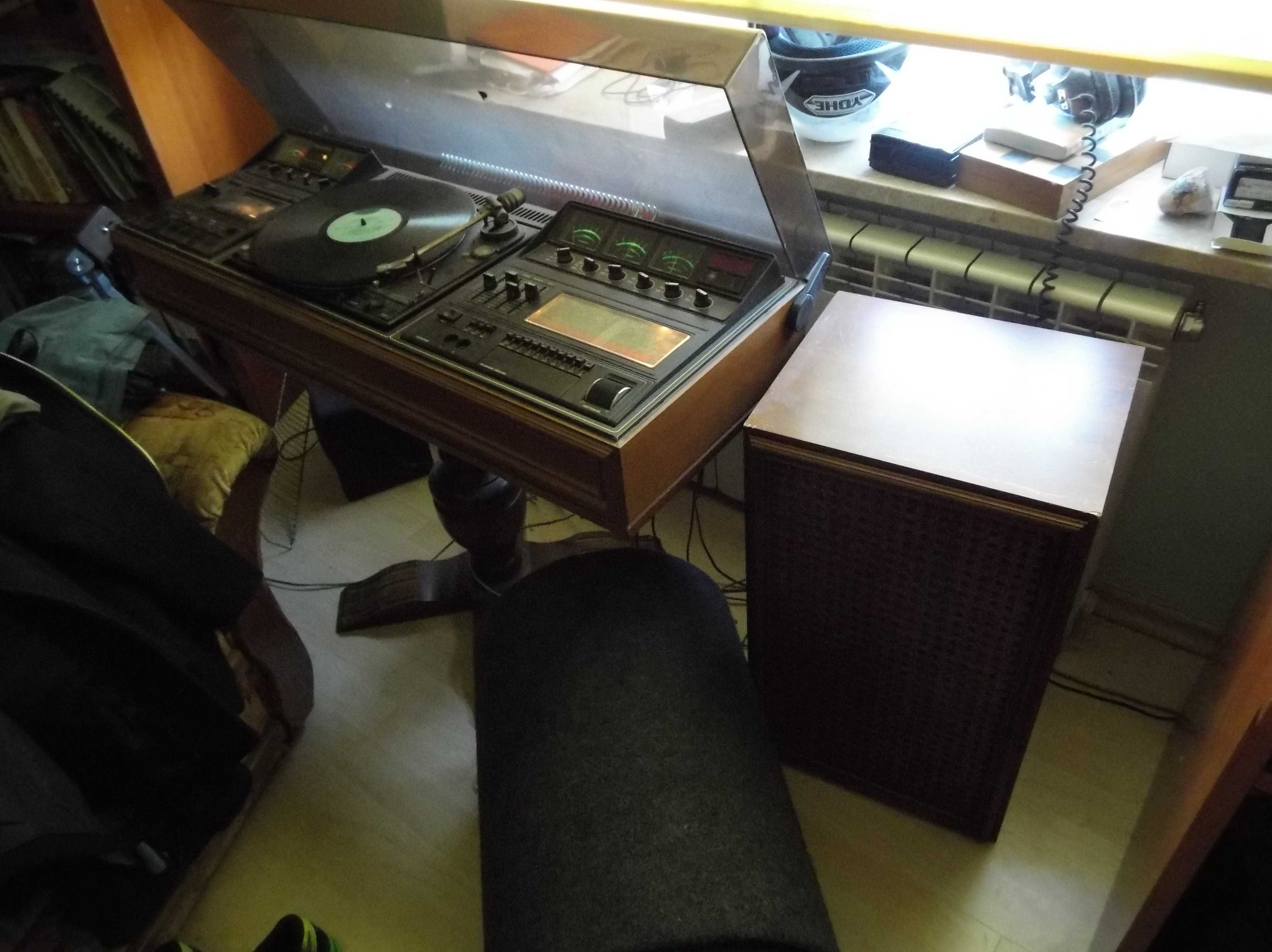 Grundig Konsola Antyk
