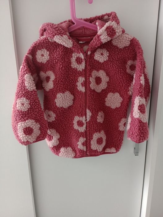 Ciepła bluza zapinana w kwiaty