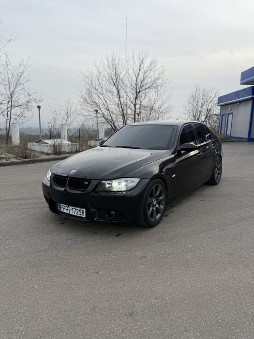 BMW E90 2.5 бензин