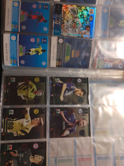 duży zestaw album i karty piłkarskie adrenalyn, pozostałość