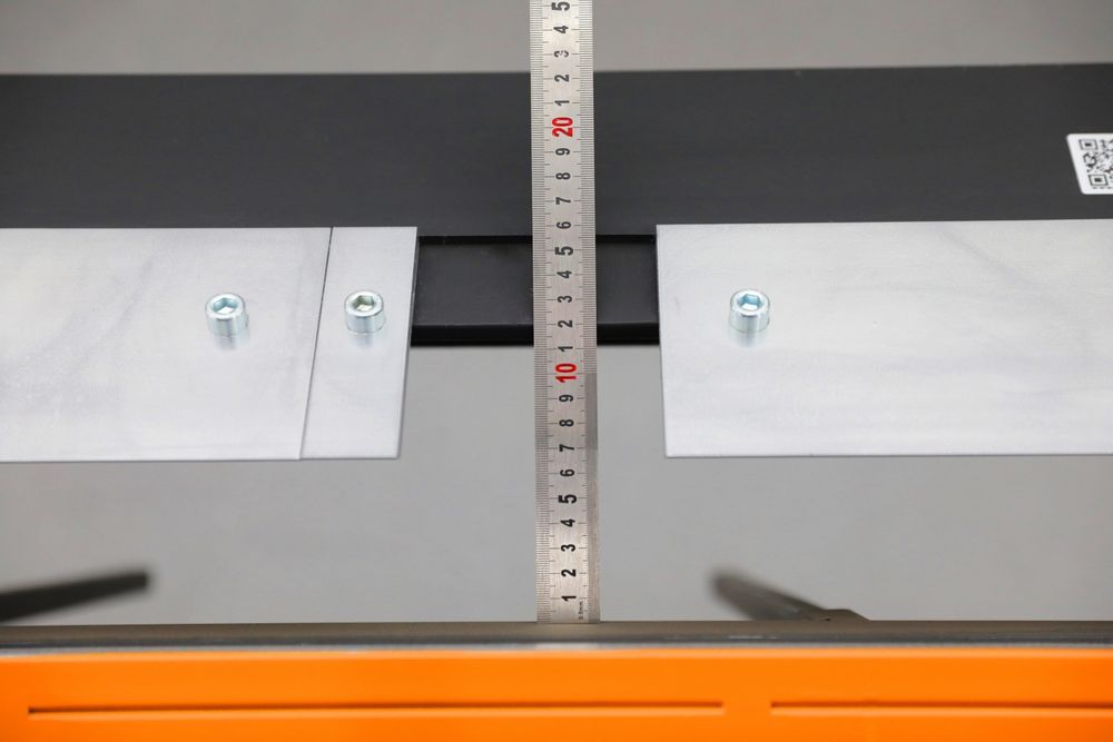 1,25m Giętarka segmentowa 1250mm Zaginarka Segmentowa OLMET S125+nóż!