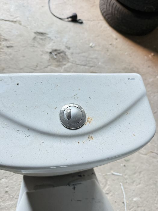 Wc nowe z demontazu sklepowego