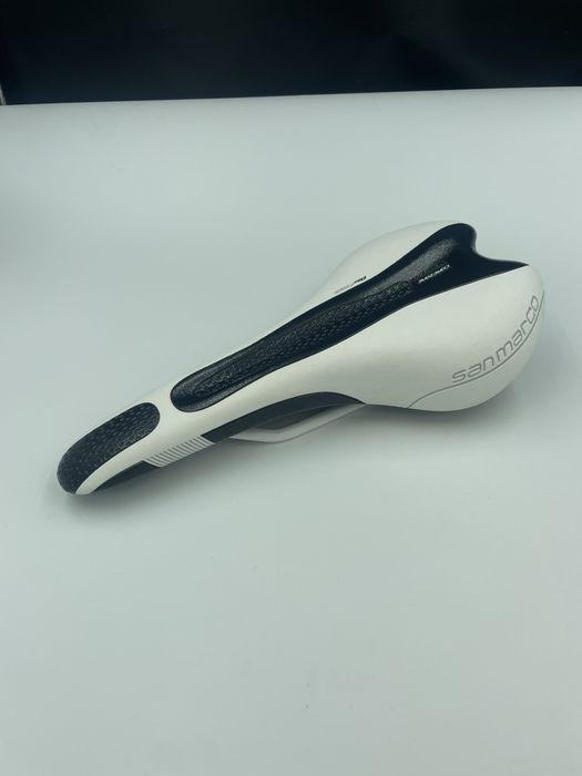 Siodelko rowerowe szosa MTB San Marco ERA Dynamic Power 135 mm