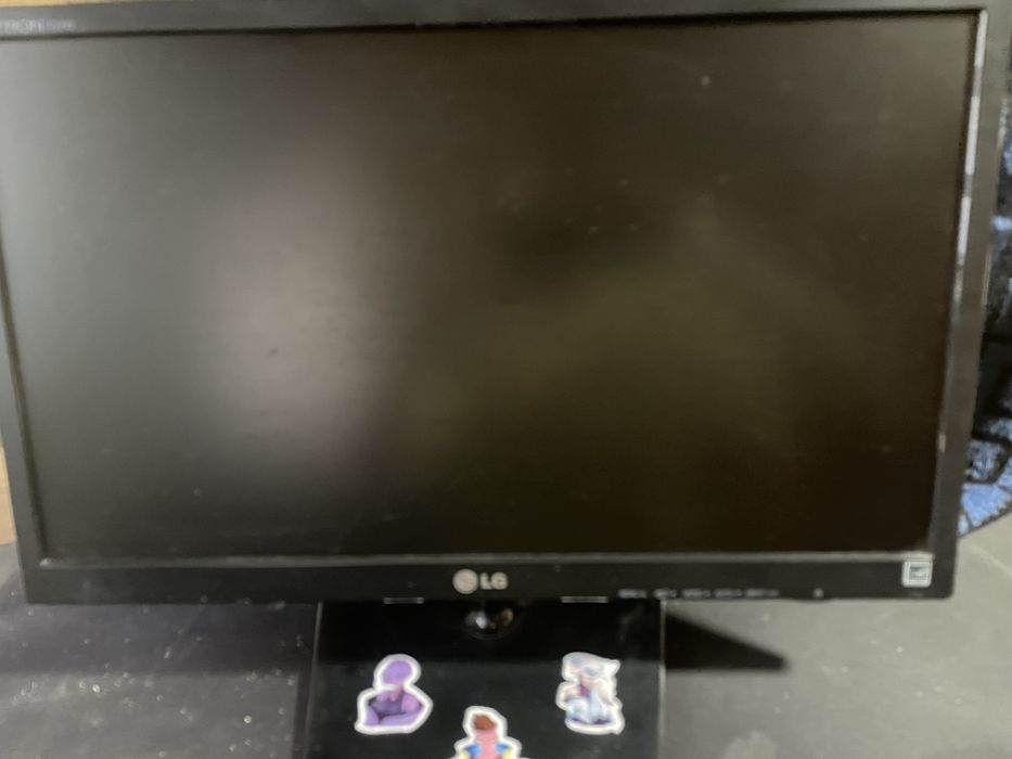 продам монитор LG