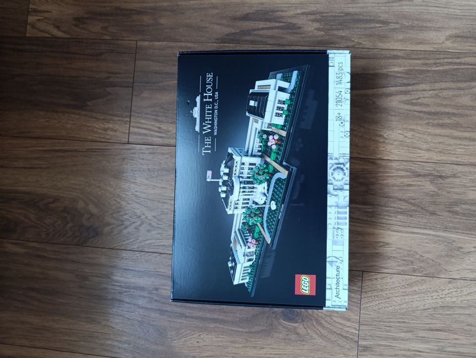 LEGO 21054 - Biały dom - nowy