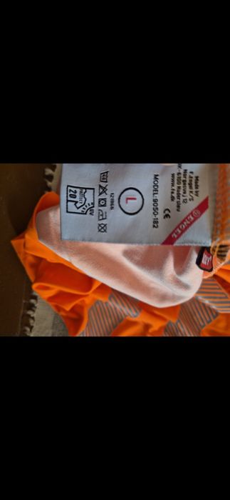 Продам робочі штани ,футболка сигнальна, спецодяг,комбінезон