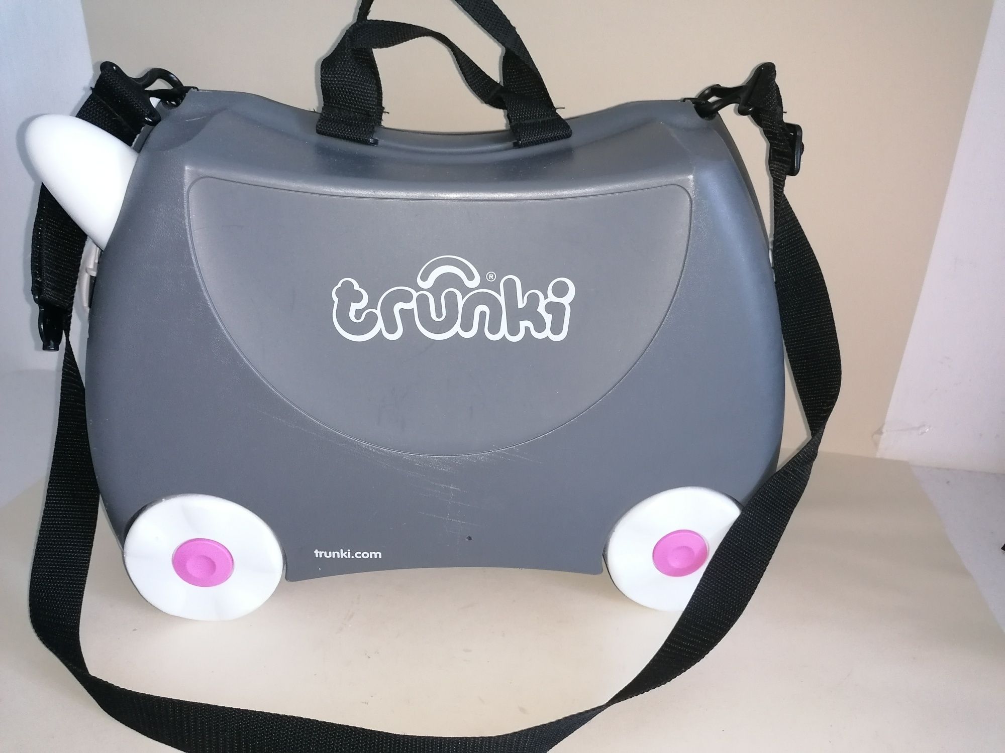 Trunki  Jeżdżąca Walizka Jeździk 3w1 Kotek Benny