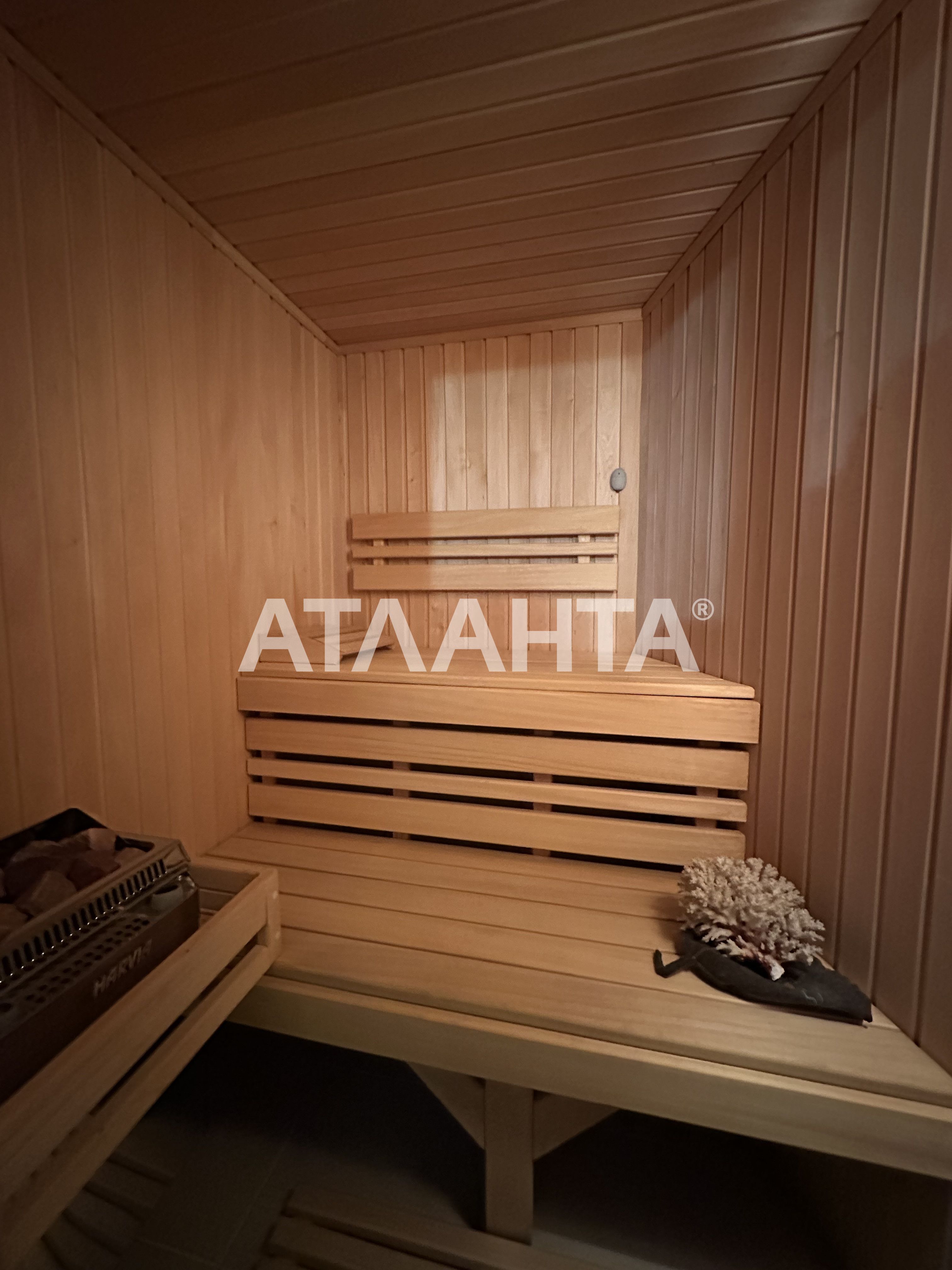 новый современный дом в закрытом кооперативе по ул. Дача Ковалевского
