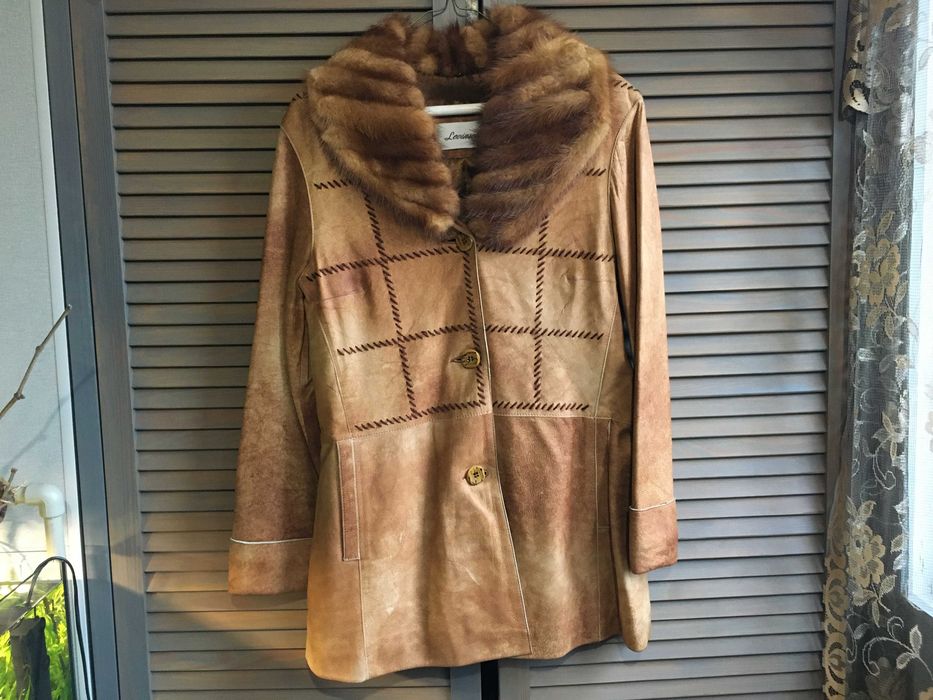 Жіноча шкіряна куртка дублянка Levinson оригінал р38