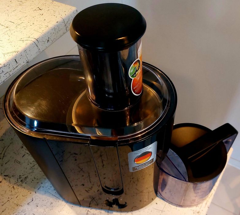 Sokowirówka wyciskarka BROWN J300 800W