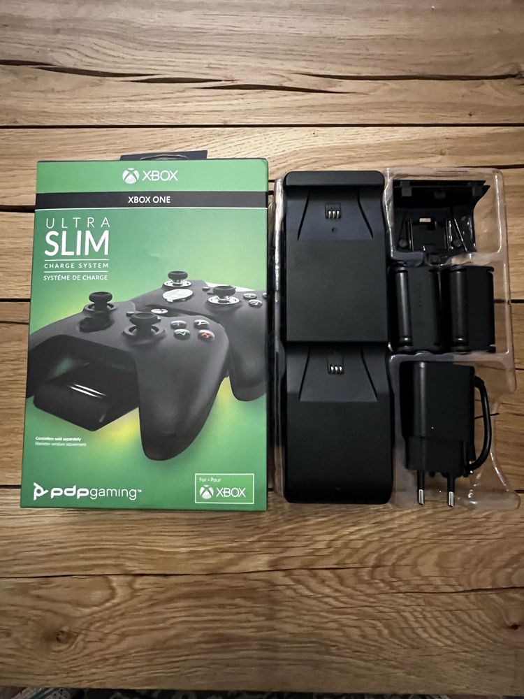 Stacja dokująca do padów Xbox One PDP Ultra Slim