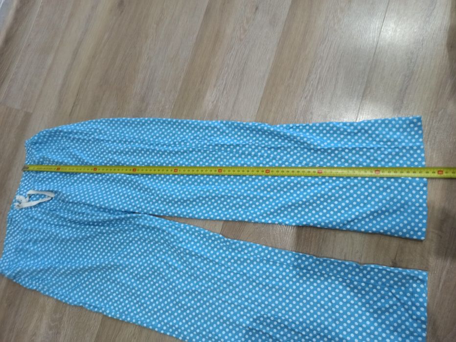 Spodnie od piżamy .