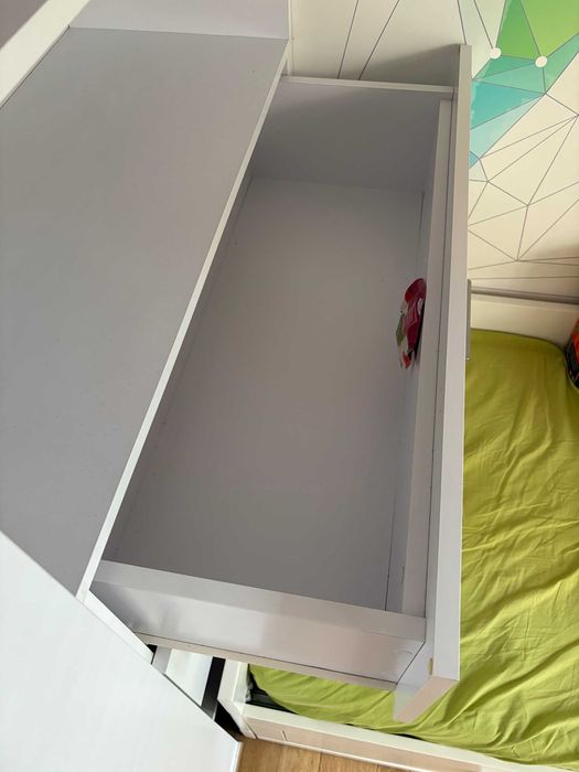 Zestaw meblowy wykonany przez stolarza - szafa, komoda, regał, od. os.