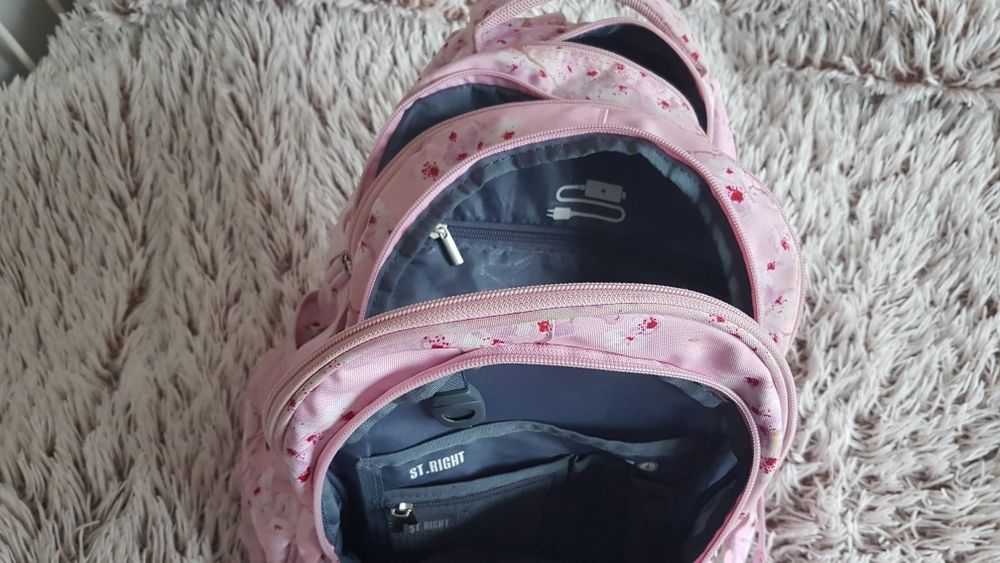 ST.RIGHTśliczny  plecak szkolny duży pojemny