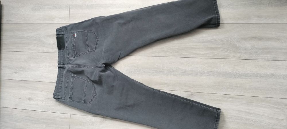 Męskie jeansy - szare