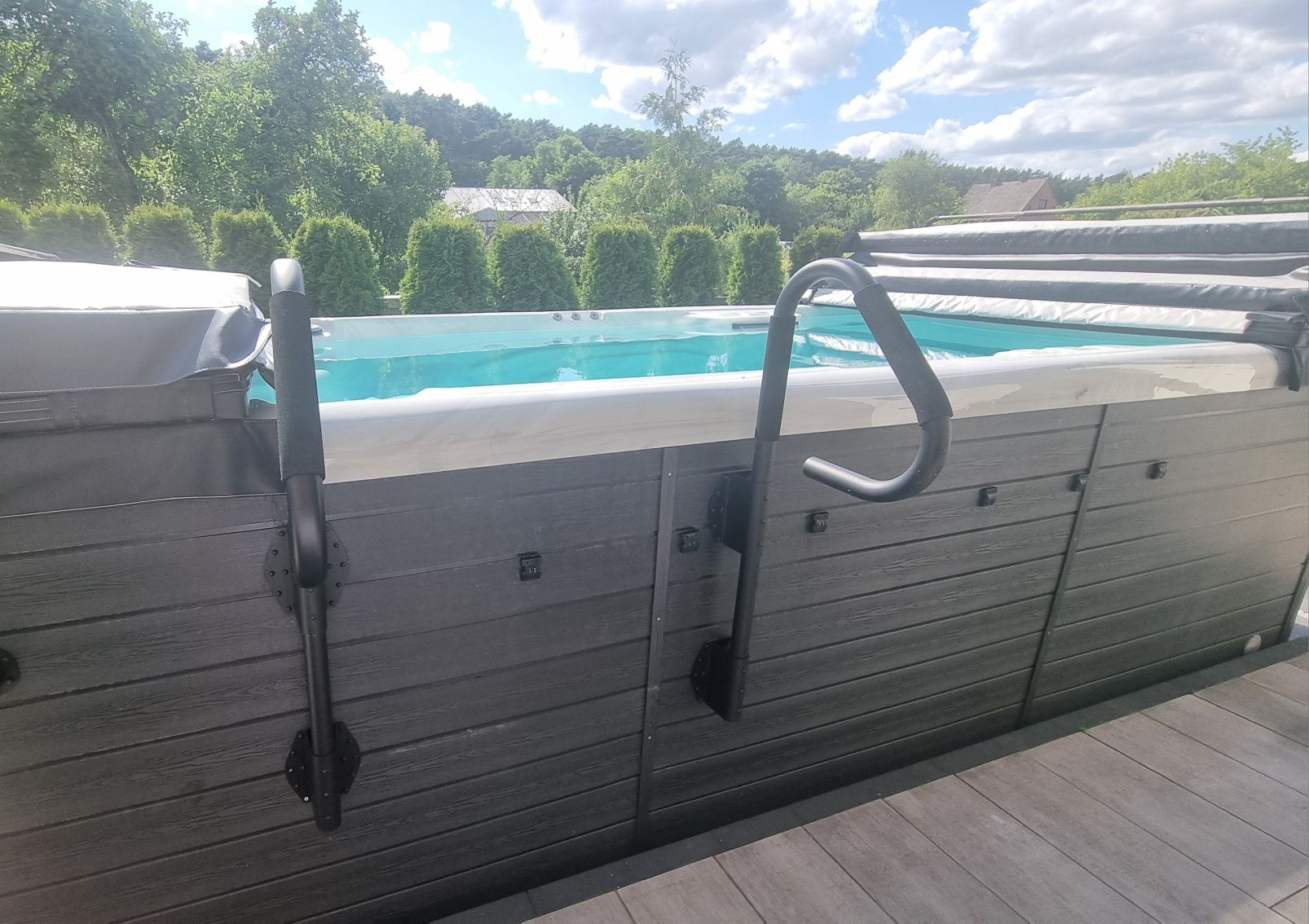 Sprzedam basen SPA z przeciwprądem Wellis Amazonas W-FLOW
Basen SwimSP