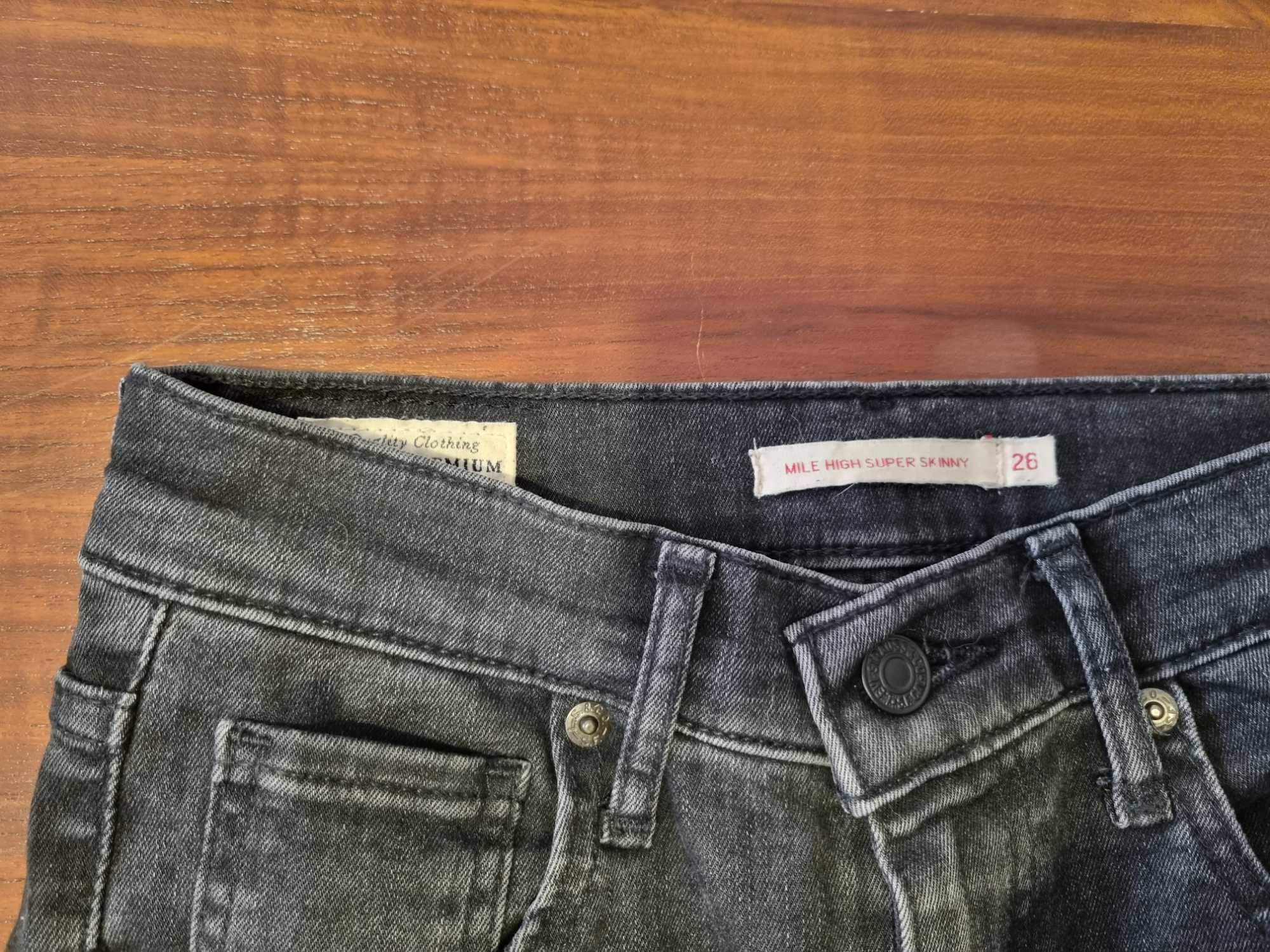 Calças de ganga Levi's Mile High Super Skinny