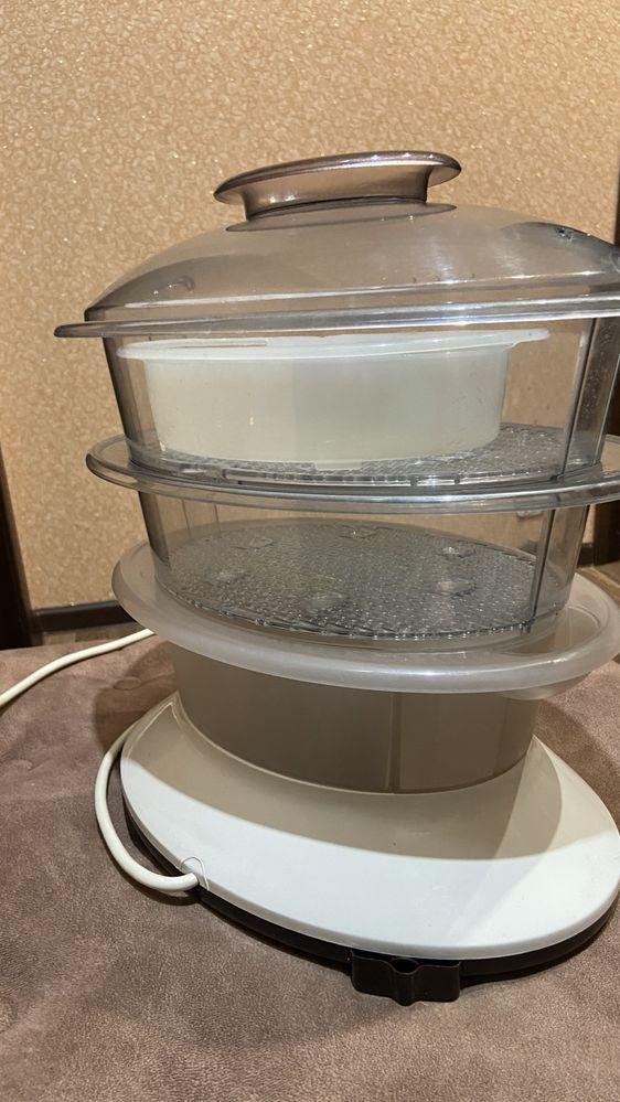 Продам пароварку Tefal