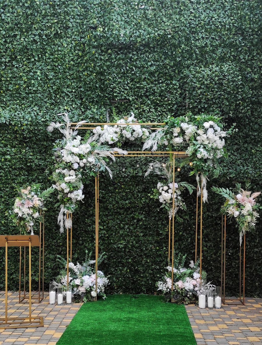 Украшение свадьбы Свадебная арка в аренду Ведущая Тамада церемония