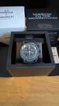 Omega x Swatch Snoopy SO33B700 Limitowana Edycja Kolekcjonerska