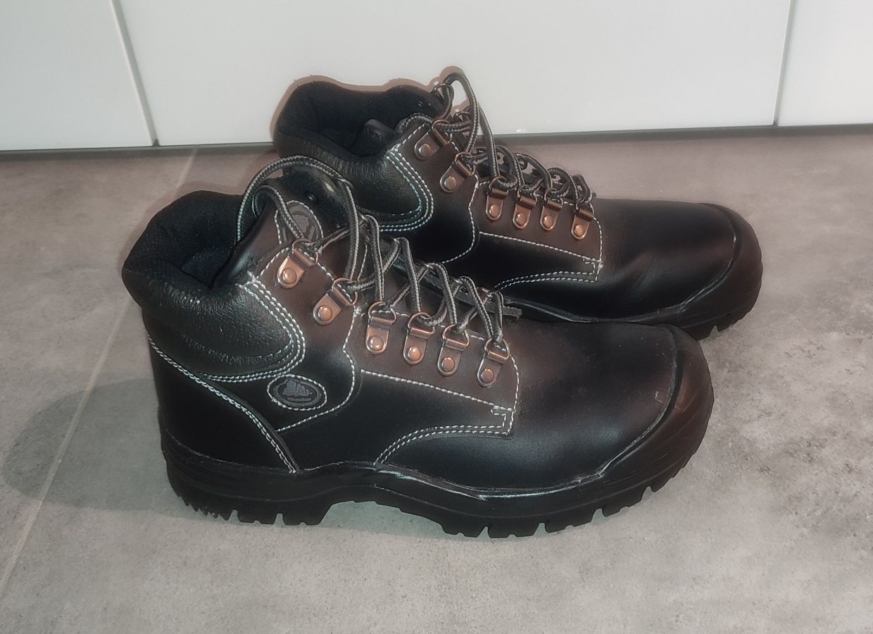 Buty robocze Bata r. 39 / 24,7 cm skóra blacha