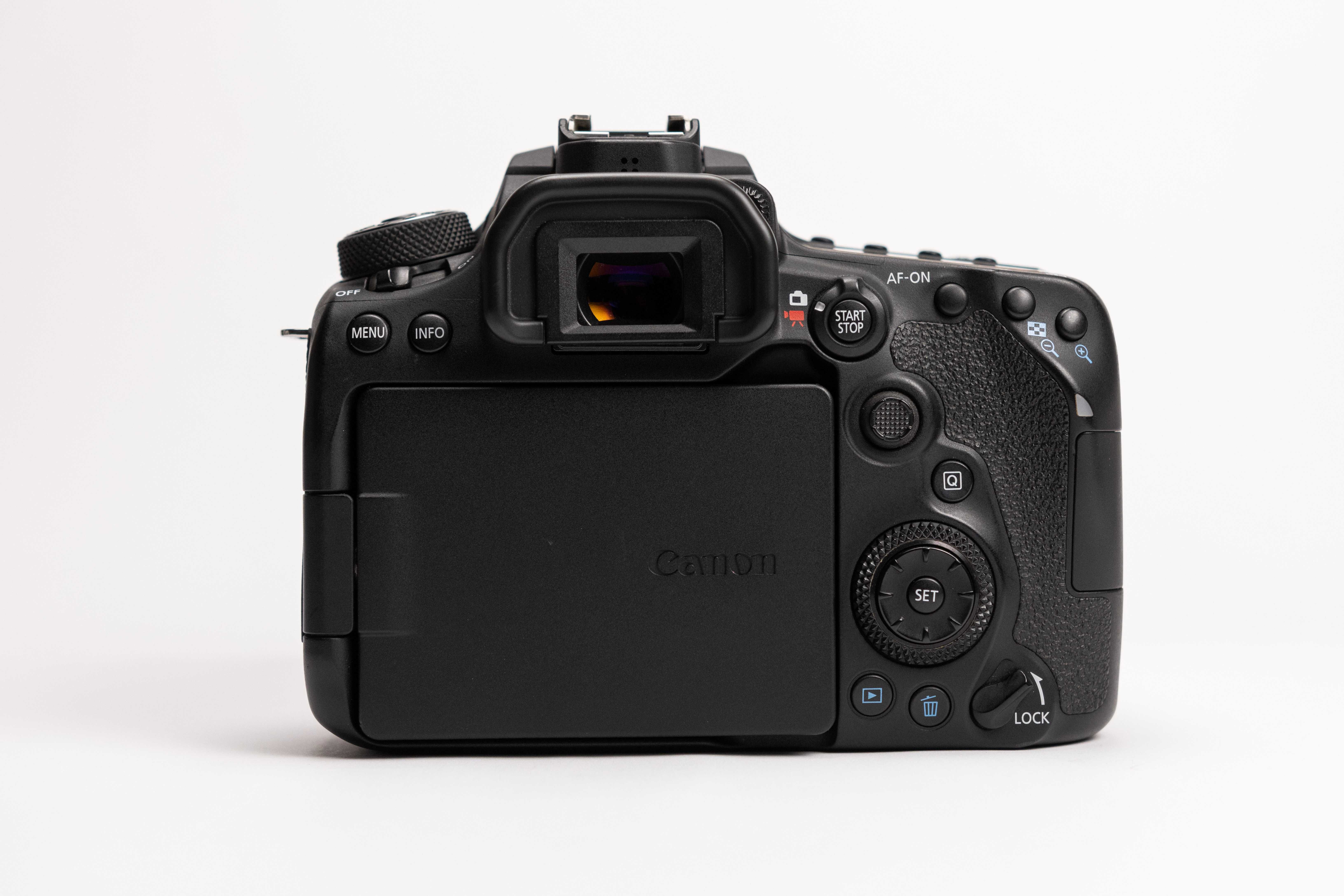 Canon 90D + Sigma 17-70mm f/2.8-4 EF *USADO*