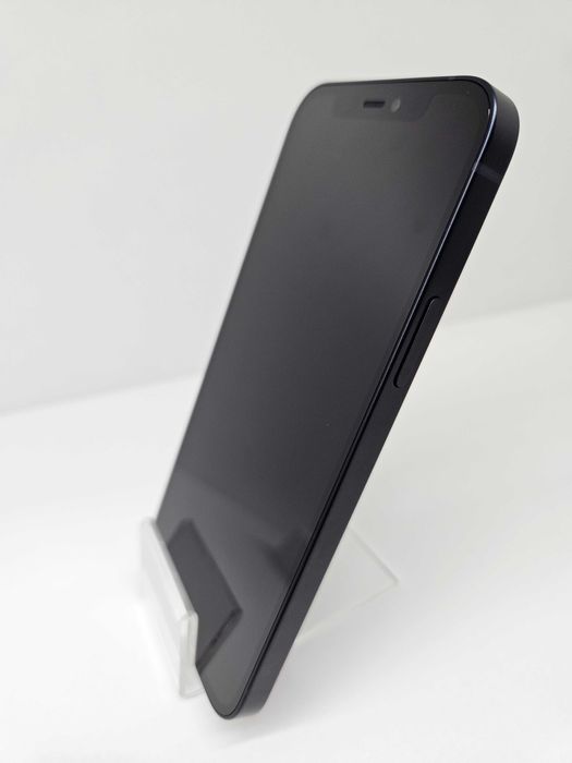 Apple iPhone 12 64GB / Black