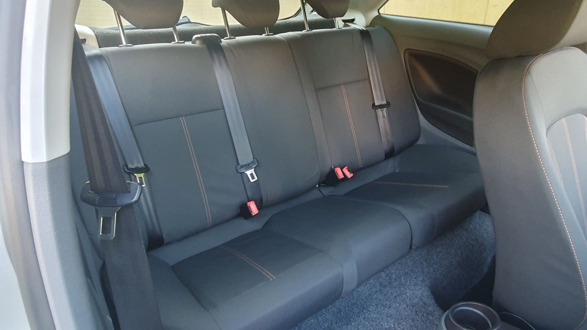 Seat ibiza Tdi, 5 lugares, 2010, impecável