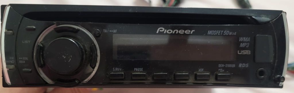 Radio Pionner ..