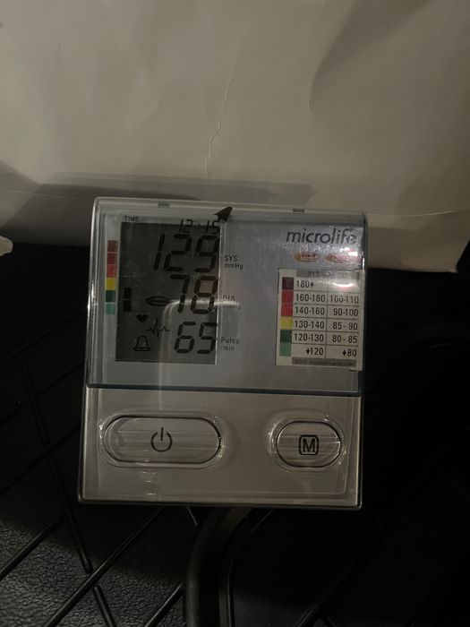 Продам тонометр microlaife