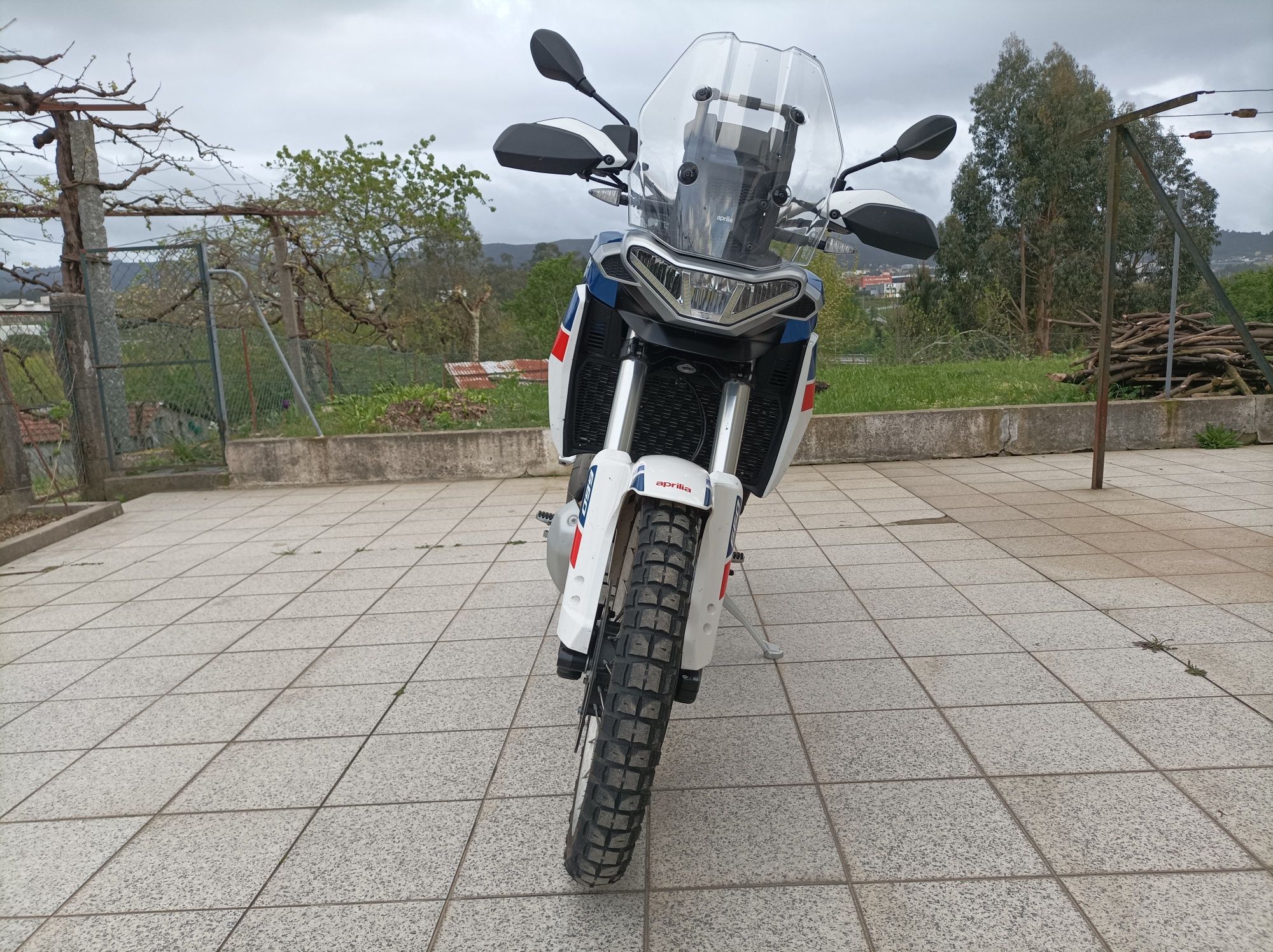 Aprilia Tuareg 660