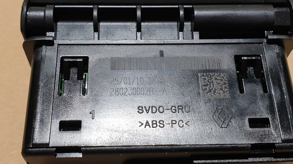 gniazdo czytnik usb AUX Renault Megane III 3 Clio Laguna