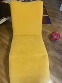 Leżanka kanapa fotel kolor żółty
