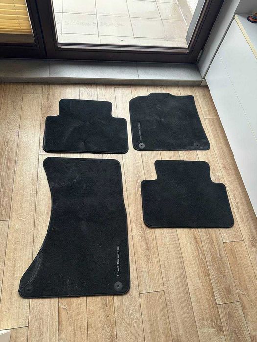 Килимки літні (велюр) на Porsche Macan