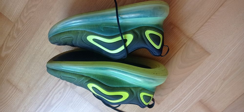 Nike Air Max 720 Black Volt Neon Collection UŻYWANE