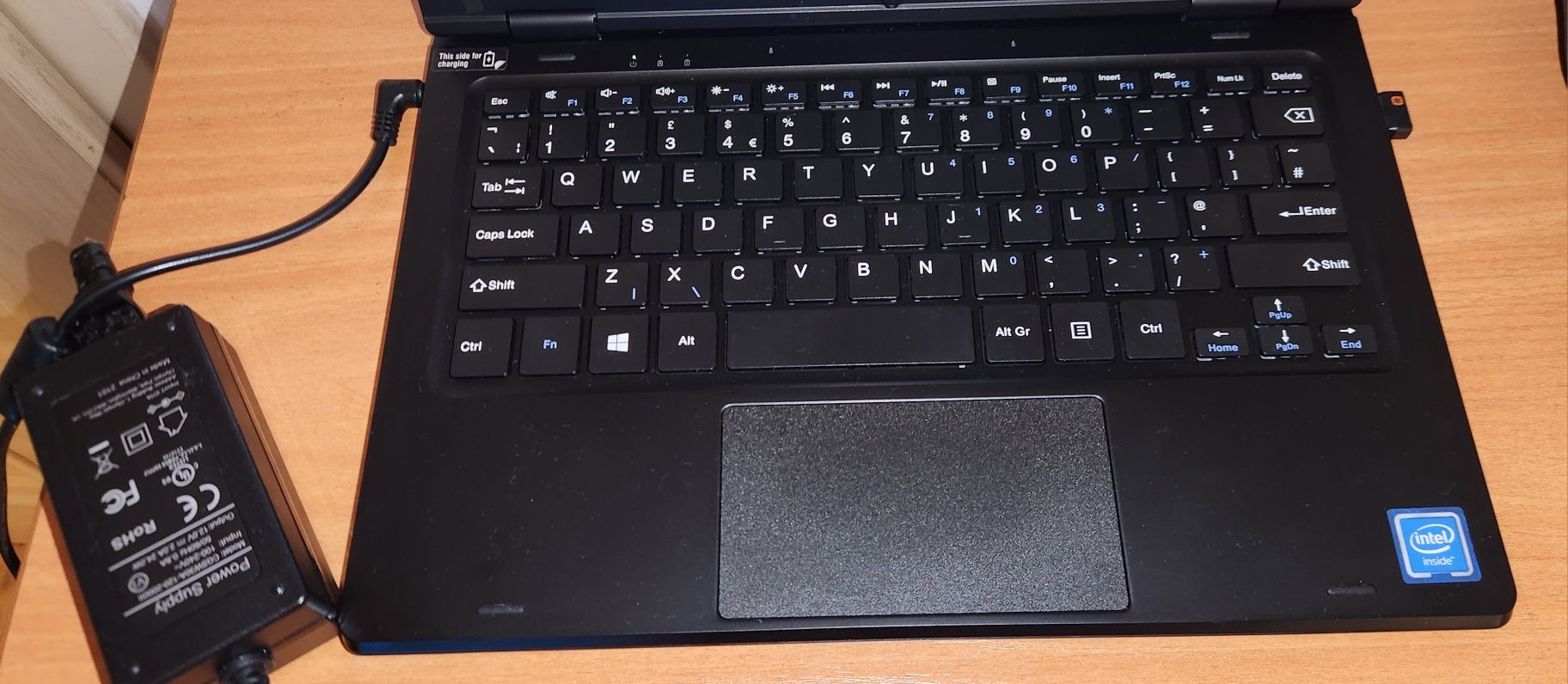 Laptop 2w1 11"  iOTA Flo 360, Windows 10 home