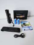 Latarka LED taktyczna akumulatorowa 90000 lm wodoodporna zoom +2x26650
