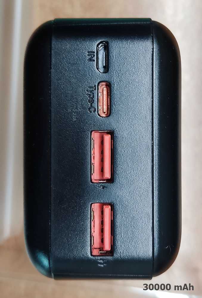 Акумулятор з ліхтариком 60000 mAh Fast Chaging,  PowerBank  30000